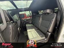 2023 GMC Yukon XL - Photo 23