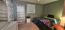LARGE BEAUTIFUL FURNISHED ROOM AVAILABLE SEPT. 1 IN SOUTH BARRIE - Photo 3
