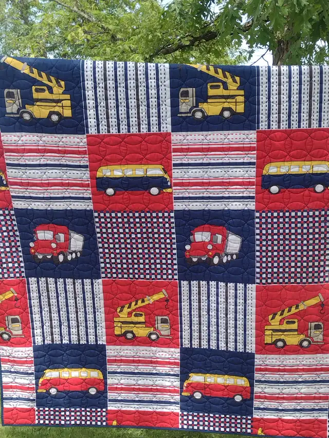 Boys quilt 83 x 86 construction trucks and equipment