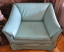 Divan et causeuse en cuir - Photo 2