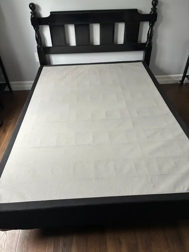 Bed with box spring