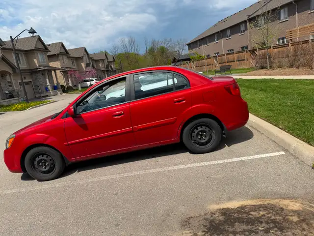 2010 Kia Rio — $1,500 | 187,000 km | Hamilton