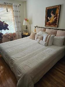 Ensemble mobilier de chambre à coucher