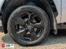 2021 Toyota RAV4 Hybrid XLE XLE, AWD, NEW ALL-WEATHER TIRES,... - Photo 8