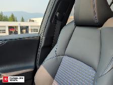 2021 Toyota RAV4 Hybrid XLE XLE, AWD, NEW ALL-WEATHER TIRES,... - Photo 20