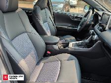2021 Toyota RAV4 Hybrid XLE XLE, AWD, NEW ALL-WEATHER TIRES,... - Photo 22
