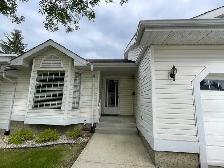 House for rent - Photo 2