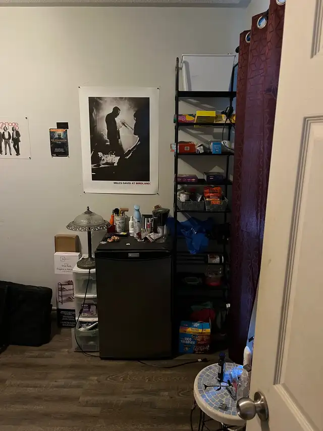 Student Room for Rent Sept 1st -please read all ad details