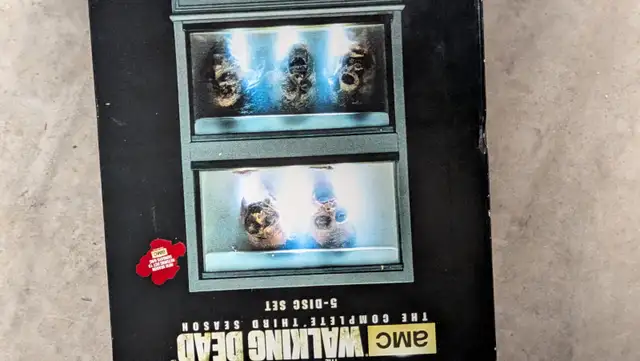 Walking dead. Third season limited edition