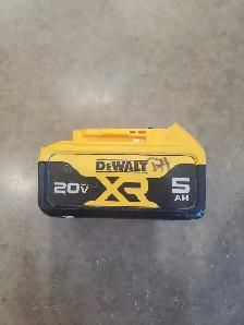 DEWALT 20V XR 5Ah Battery - Photo 2