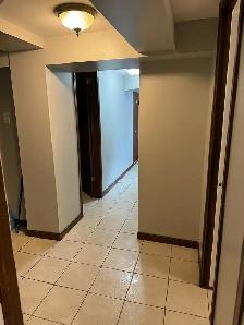 One bedroom basement apartment - Photo 5