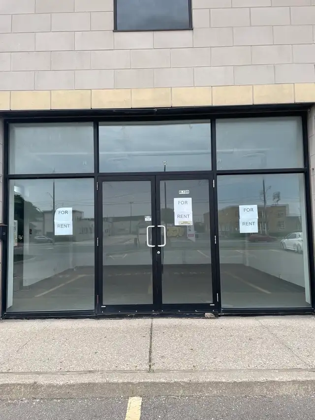 HIGH VISIBLE PRIME LOCATION OFFICE SPACE FOR RENT