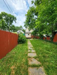 Remodeled Fully Renovated Huge 05 bedrooms House   Utilit. ASAP - Photo 10