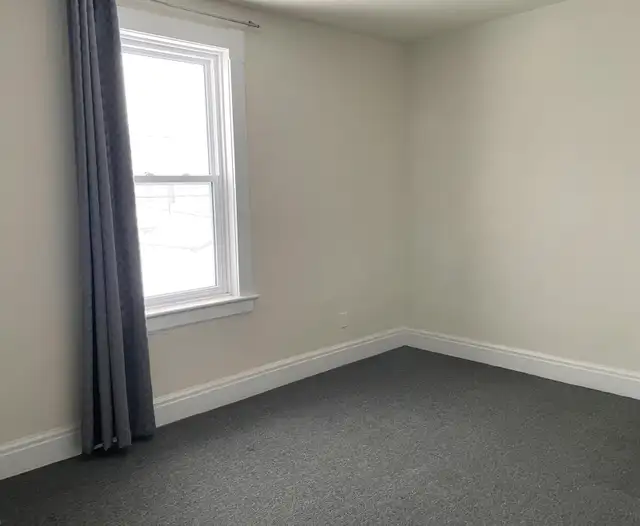 Bright, Fully Renovated 2-Bed Unit in Sargent Park – Move-In