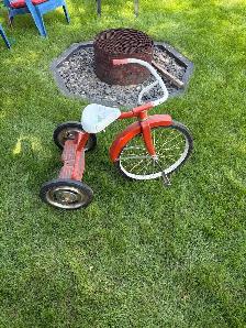Vintage 1950s tricycle
