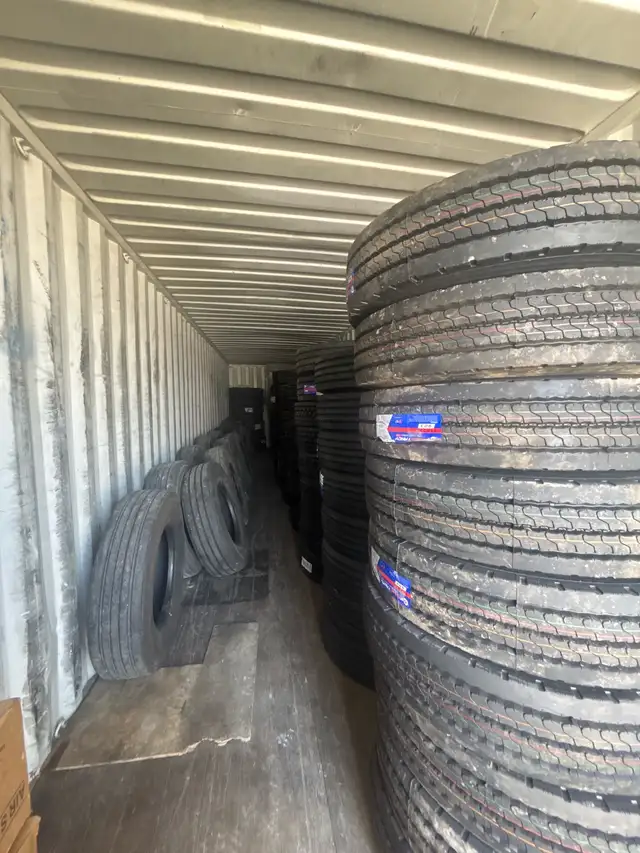 TRUCK & TRAILER TIRE SERVICES 24/7 ROADSIDE ASSISTANCE