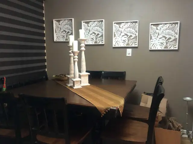 Beautiful  hi top table  you will love it it 5 years go it for $