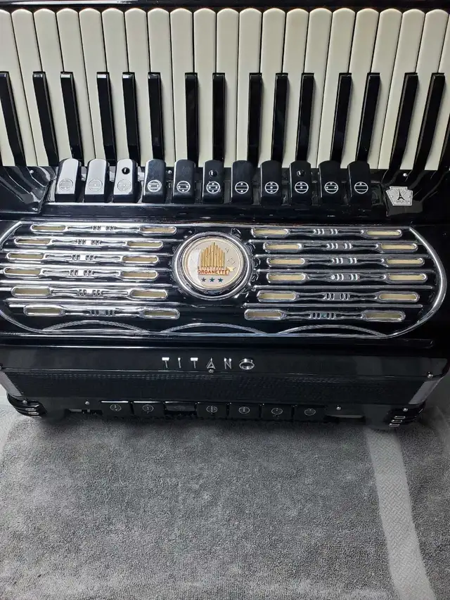 titano accordion