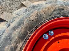 Kubota Industrial Wheel Set For M6060, M7060, M4D - Photo 3