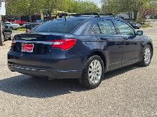 2014 Chrysler 200 Touring - Photo 8
