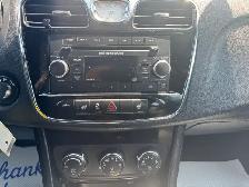 2014 Chrysler 200 Touring - Photo 14