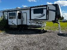 2019 Forest River Salem Hemisphere 378FL