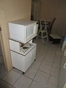 $900.FURNISHED, UTILITIES INCLUDED, INTERNET ETC. 89 Ave 180 St. - Photo 3