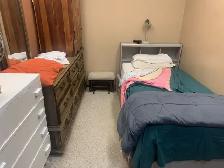 $900.FURNISHED, UTILITIES INCLUDED, INTERNET ETC. 89 Ave 180 St. - Photo 9