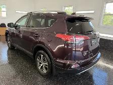 2018 Toyota RAV4 XLE All Wheel Drive - Photo 2