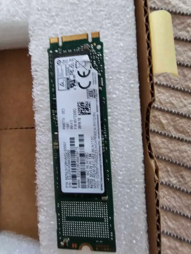 Samsung 128gb M.2 2280 SSD #PM871b