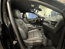 2027 GMC Terrain AWD Elevation - Photo 12