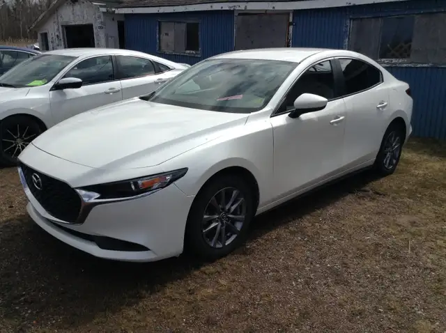 2021 Mazda 3!! Reduced!!