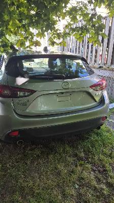 2014 Mazda 3 - $1000 as is - Photo 2