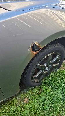 2014 Mazda 3 - $1000 as is - Photo 5