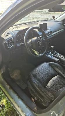 2014 Mazda 3 - $1000 as is - Photo 9