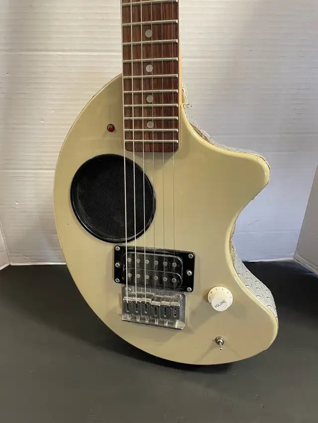 Fernandes Nomad Electric Guitar