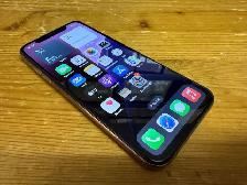 unlocked iphone 11 pro max(64GB)$449 with 1 year of warranty!!