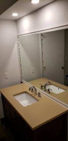 St Catharines- ROOMS- RENT-MAIN FLOOR & BSMT- for 1 and 2 people - Photo 24