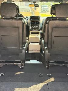 Dodge Gran Caravan - Photo 5