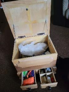 Hand crafted wooden chest - Photo 2
