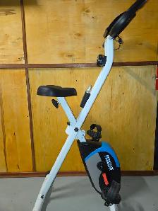 PROGEAR UPRIGHT EXERCISE BIKE - Photo 2