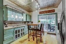 Adorable, 2 Bed, 2 Bath Home for Sale - Photo 4