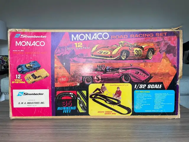 Vintage Strombecker Slot Car set