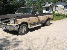 1991 Ford F150 Custom 302 V8 EFI dual tanks