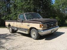 1991 Ford F150 Custom 302 V8 EFI dual tanks - Photo 3