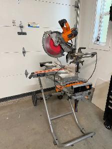 12’ Compound sliding mitre saw/stand - Photo 2