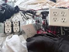 plug ins, Elecrtical boxes - Photo 2