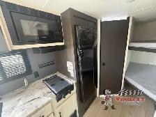 2027 Shasta RVs Compact 18DBL - Photo 16