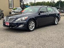 2013 Hyundai Genesis Sedan 3.8L - Photo 3