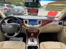 2013 Hyundai Genesis Sedan 3.8L - Photo 15